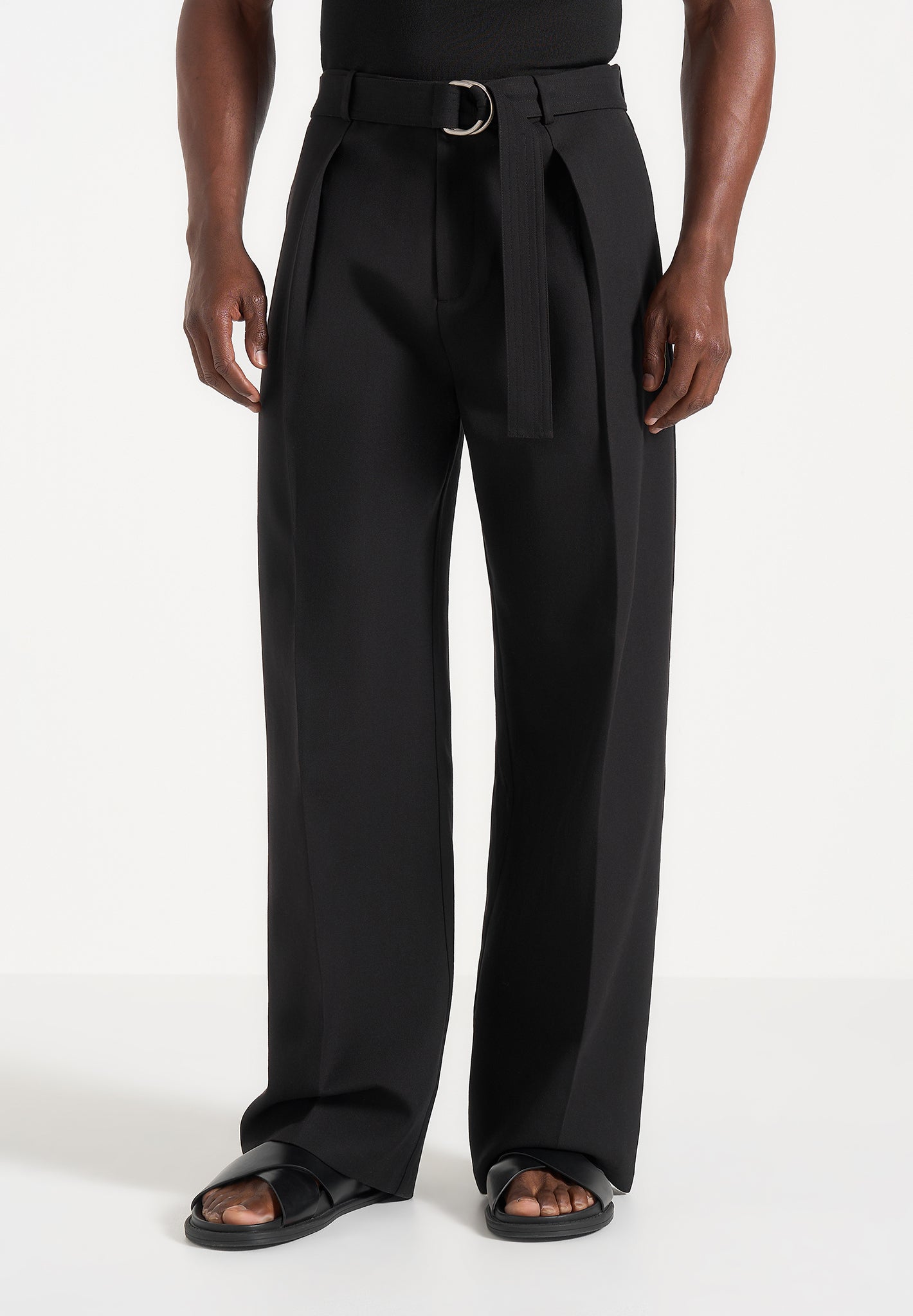 Loic Wide Leg Tailored Trousers in black